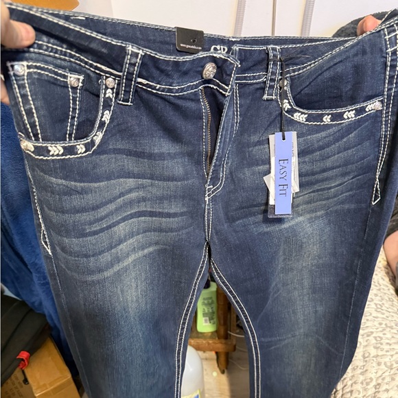 Grace in LA Dark Blue Jeans with Bull Skull Embroidery - Picture 3 of 6